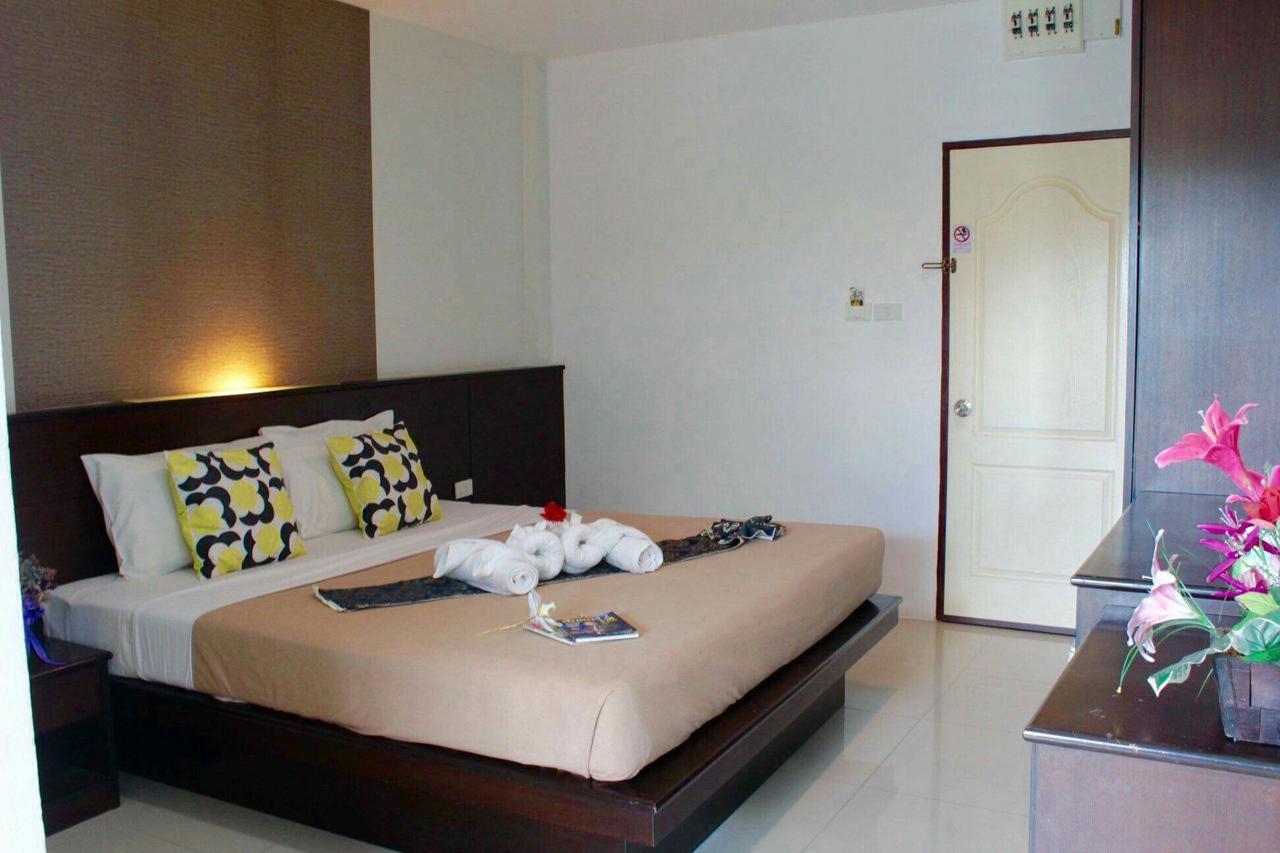 Phuthara Mansion Daire Phuket Dış mekan fotoğraf